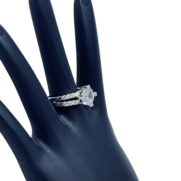 Silver Tone And Clear Rhinestone Engagement Ring Signed GR Thiland (R371) - Picture 2 of 6